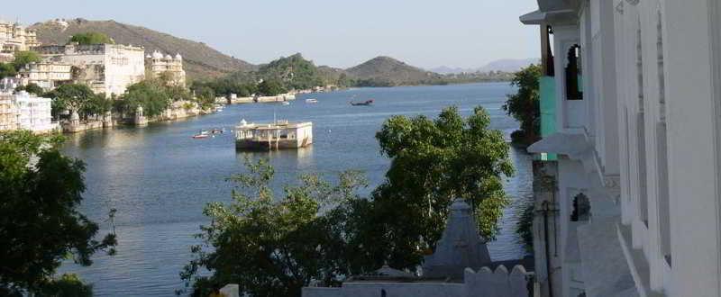 Karohi Haveli - A Heritage Hotel Udaipur Buitenkant foto